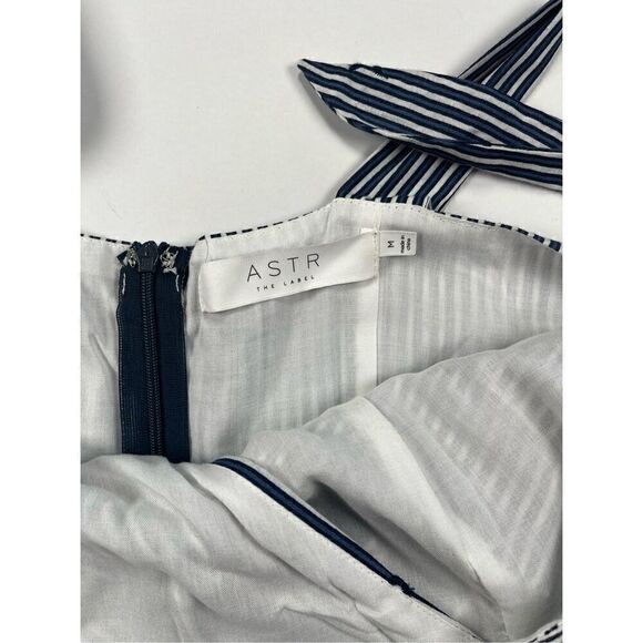 Astr Front Cutout Blue Striped Dress Embroidered Starfish Flowers Size Medium - Picture 3 of 11